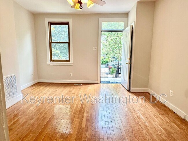 Photo - 1528 8th St NW