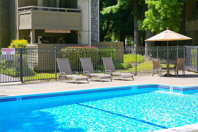 Reserve at Cadillac Apartments For Rent in Sacramento, CA | ForRent.com