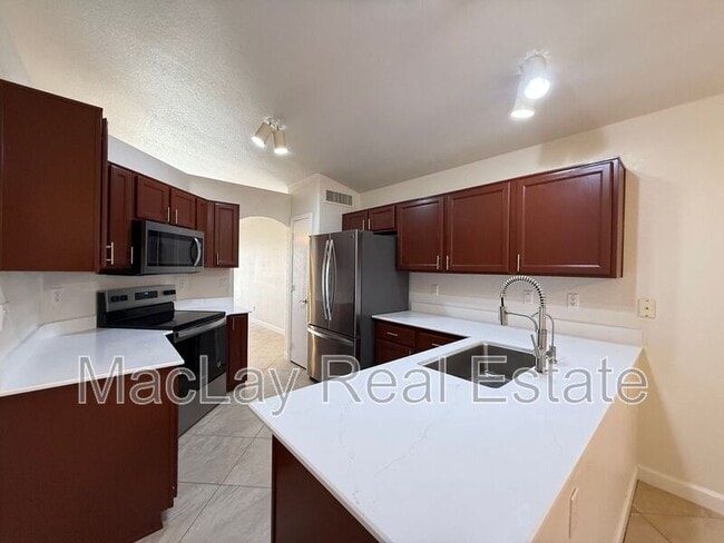 Photo - 766 E Baylor Ln