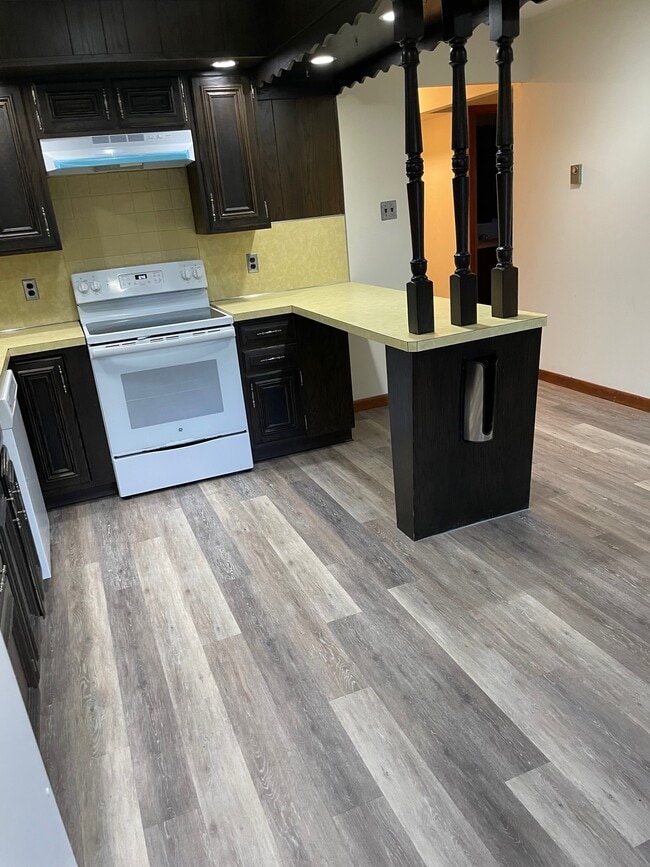 Photo - 413 E Blaine St Unidad #2