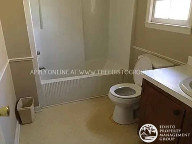 Centrally Located Two Bedroom, One Bathroo... - Centrally Located Two Bedroom, One Bathroo... House