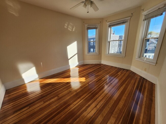 Photo - 4 Grafton St Unit 3