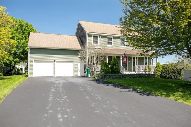 Photo - 66 McCorrie Ln