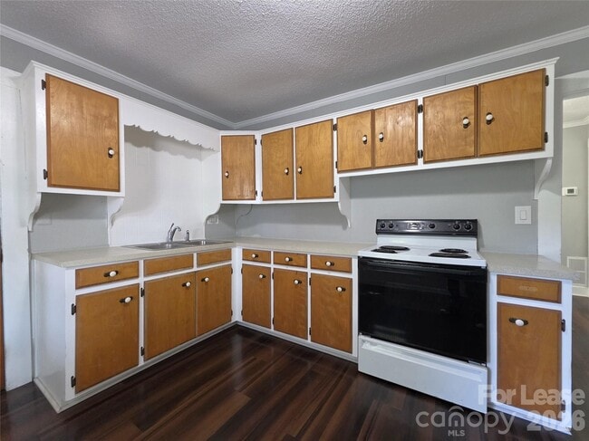 Photo - 5830 US-601