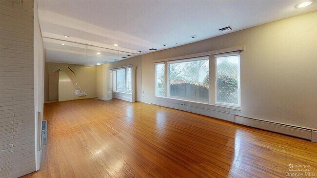 Photo - 11 Rockhill Rd