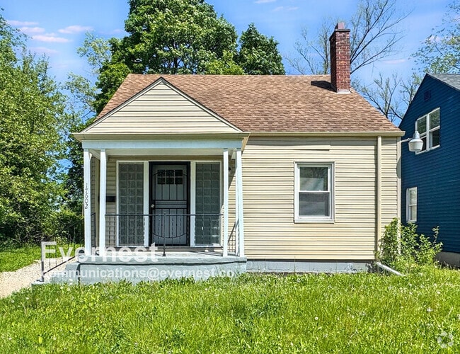 Building Photo - 17602 Vaughan St Rental