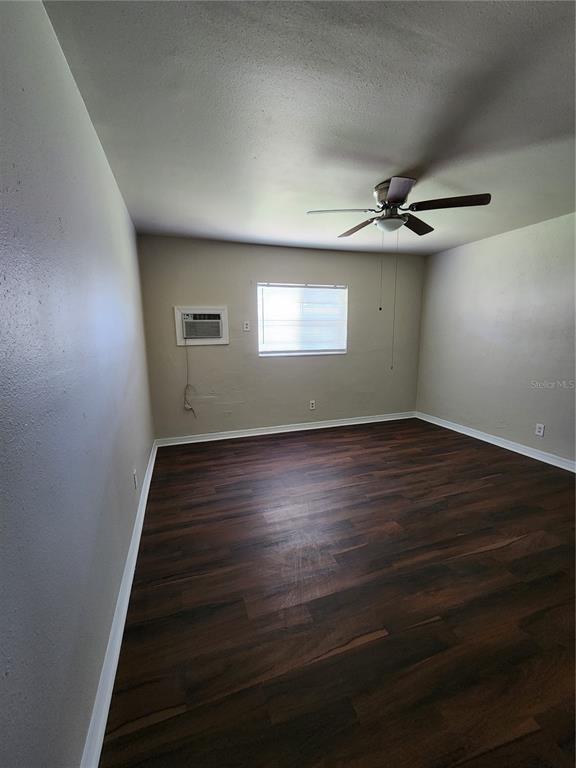 Photo - 2219 Highland St S Unit 1