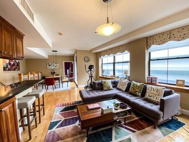 Building Photo - 110 Cypress St Unit 108 Rental