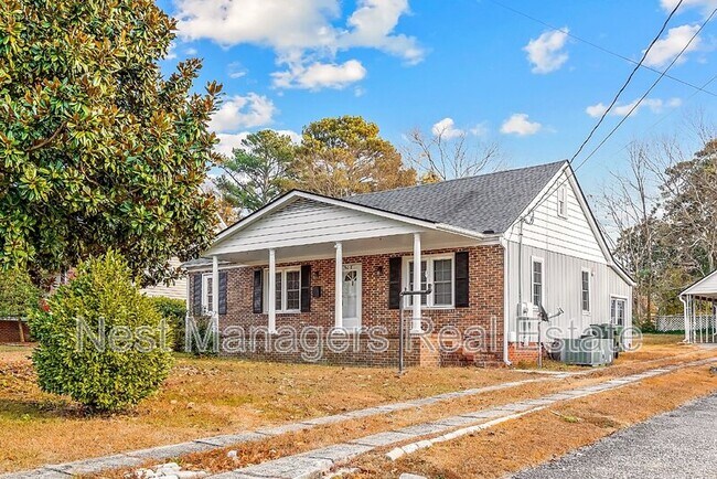 Photo - 808 Ethelored St