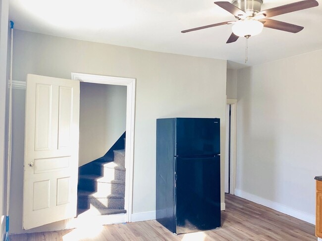 Photo - Large 5 Bedroom on Peffer