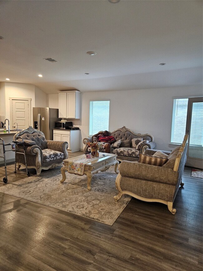 Photo - 7831 Murciana Dr