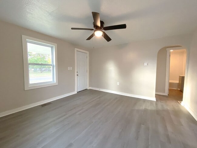 Photo - Charming 2-bedroom, 1 bath