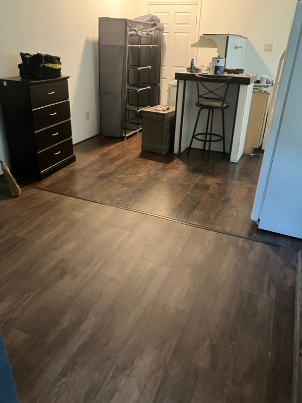 Photo - 720 Alexander St