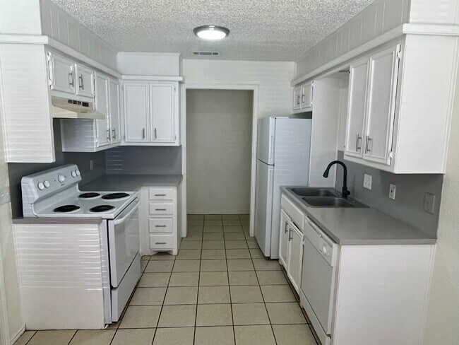 Photo - 2 Bedroom Duplex