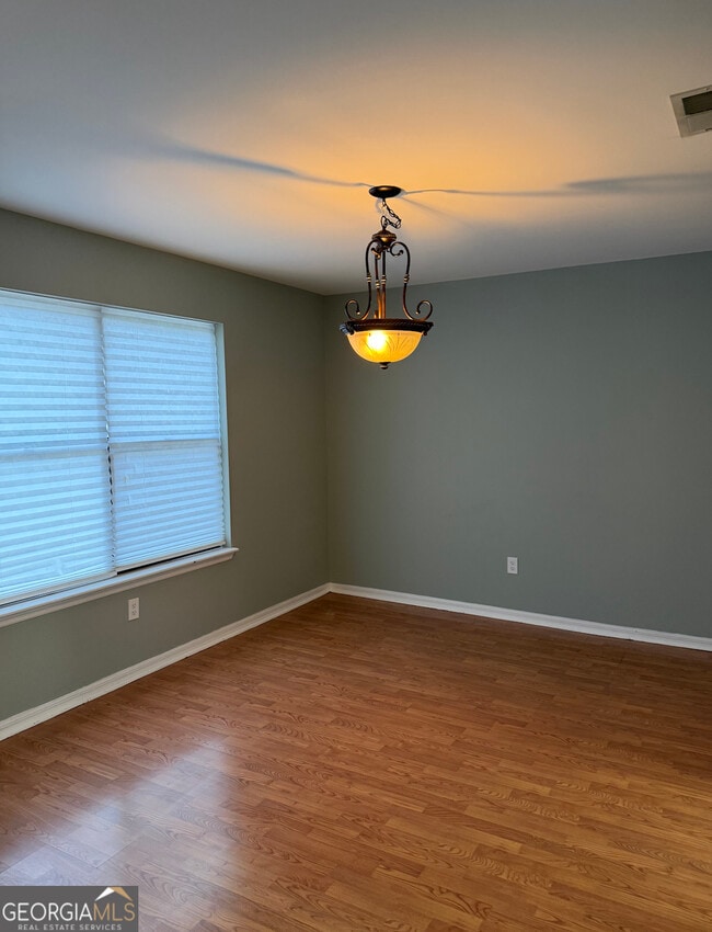 Photo - 203 Millers Trace Dr