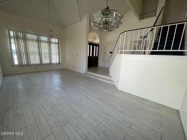 Photo - 4304 Loma Alegre Dr