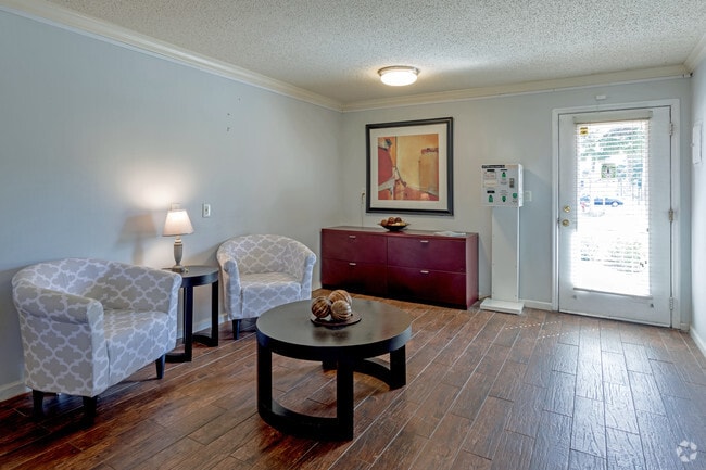 Leasing Center