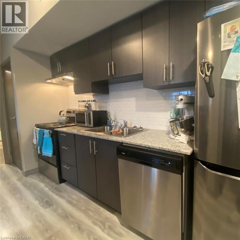 Photo - 275 Larch St Unité B413