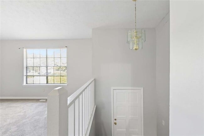 Photo - 7055 Hania Dr