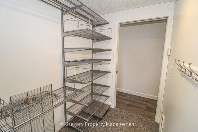 Photo - 1202 44th St SE