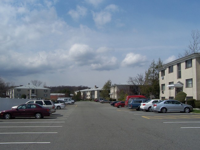 Baldwin Manor