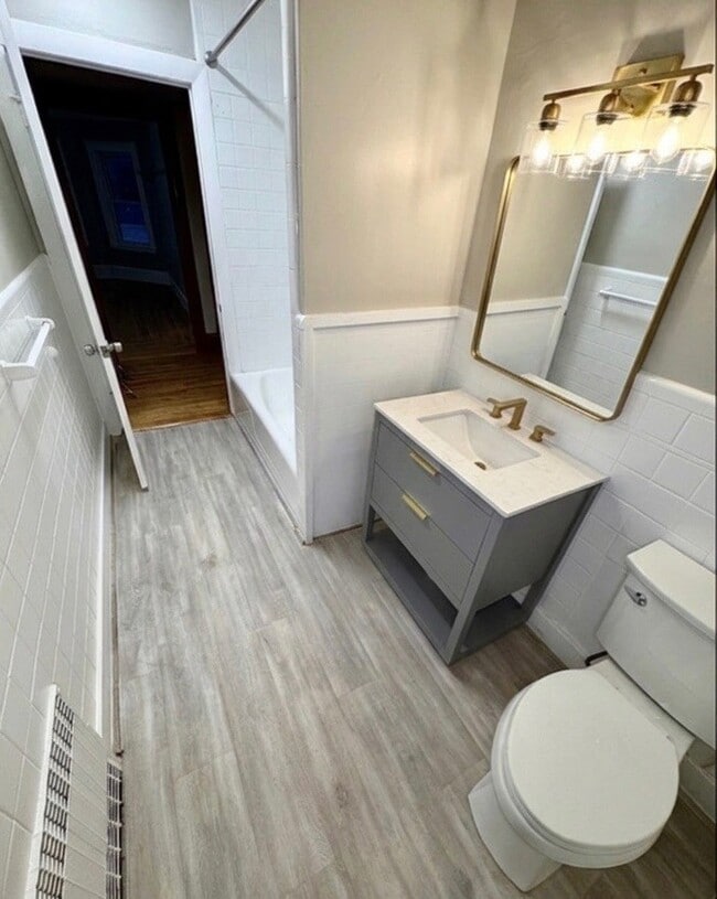 Photo - 24 Chapman St Unit 2