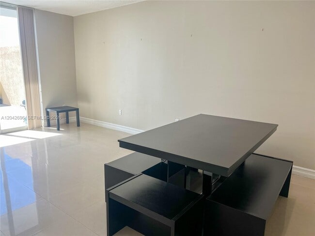 Photo - 117 NW 42nd Ave Unit 506