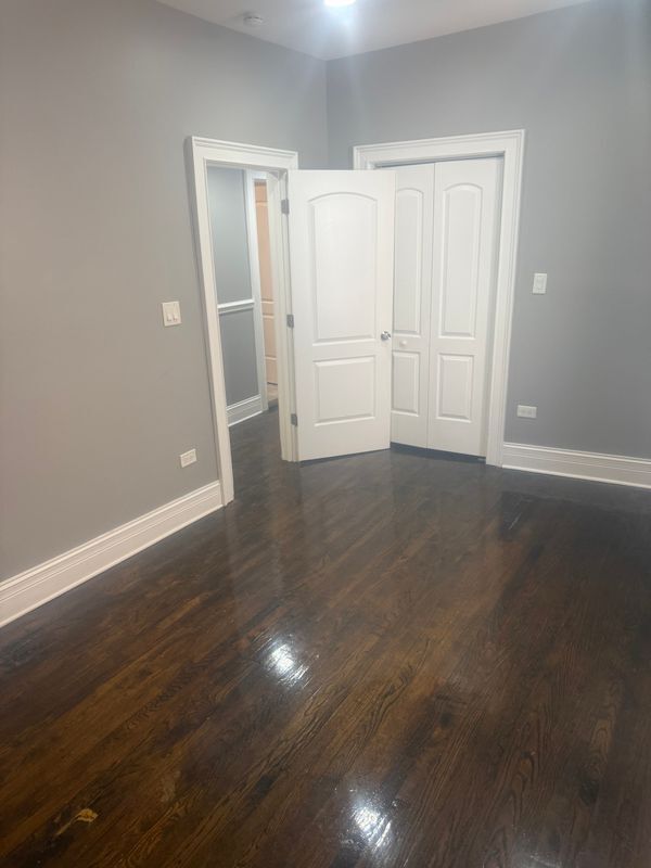 6135 S Vernon Ave Unit 2