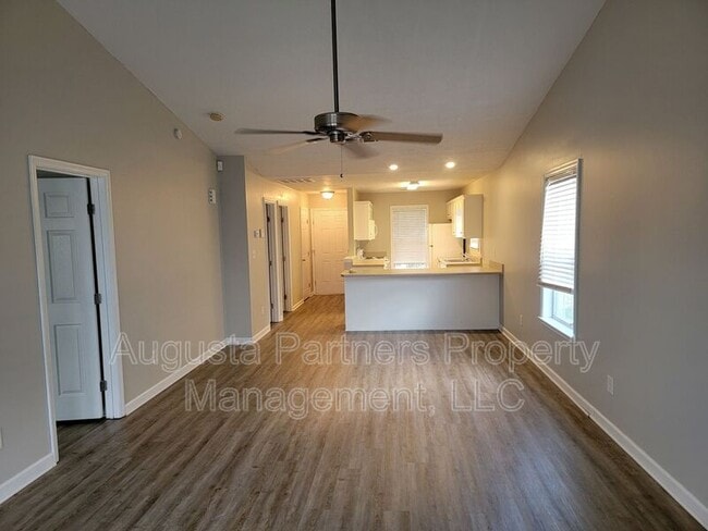 Photo - 1234 Longpoint Dr