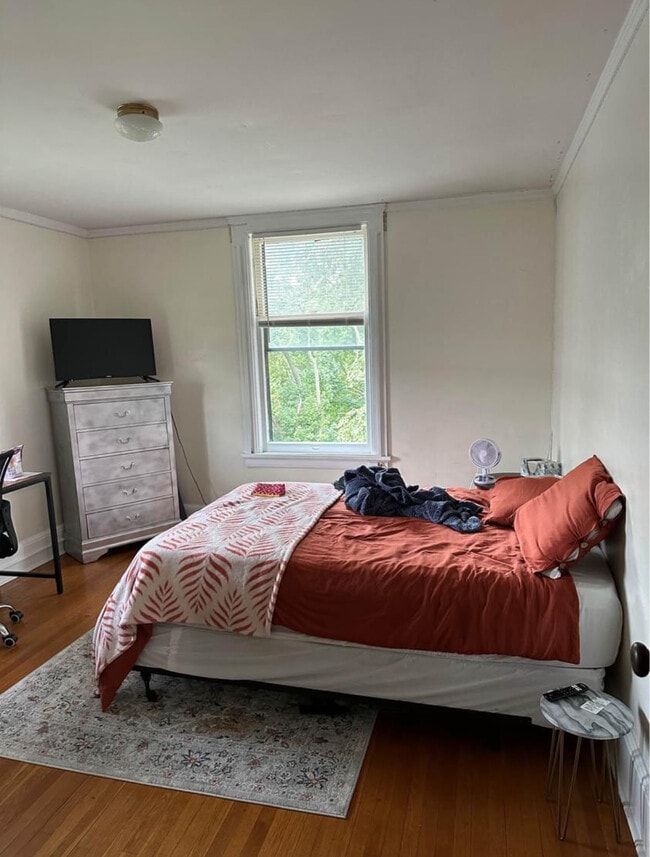 Building Photo - 209 Hudson St Rental