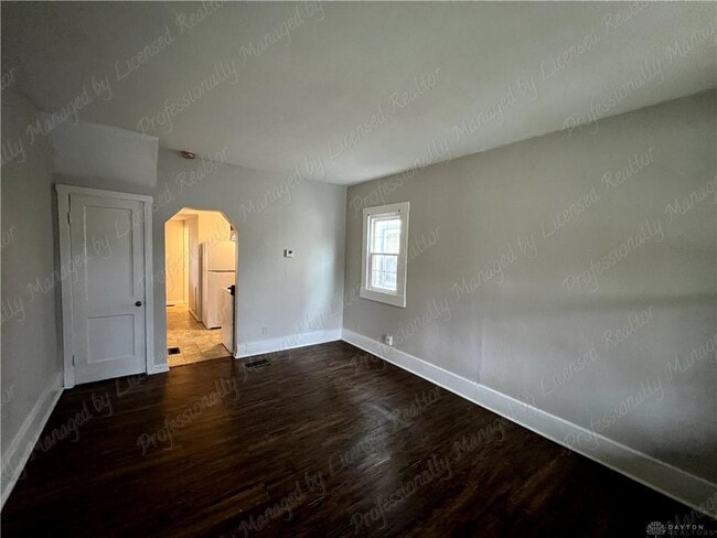 Photo - 703 S Main St