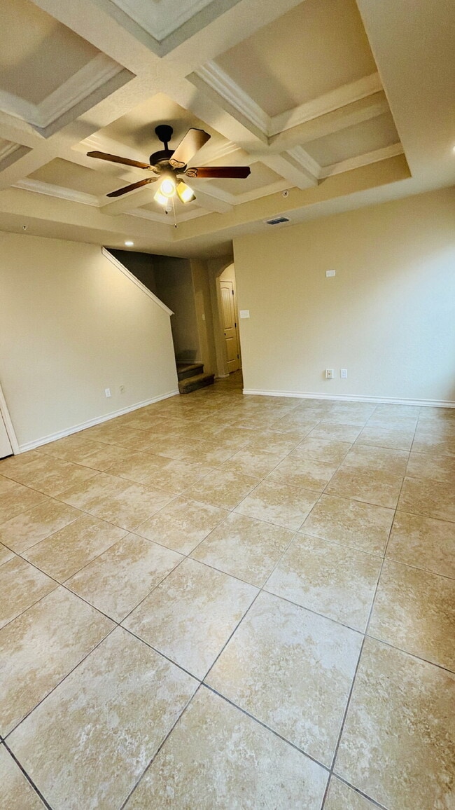 Photo - 7108 Micayla Cv Unidad 104