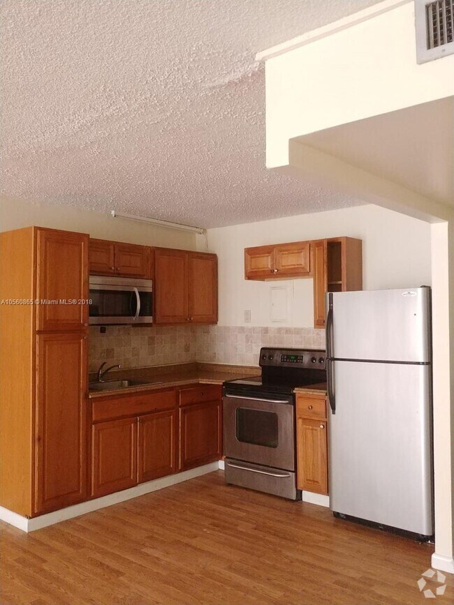 Building Photo - 16710 NE 9th Ave Rental