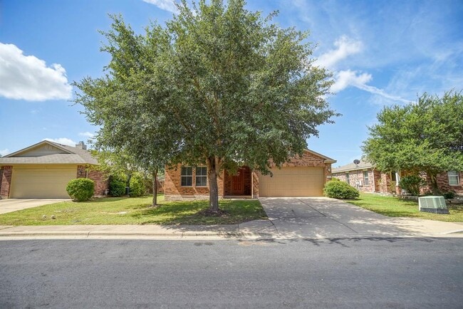 Photo - 208 Wildcat Dr