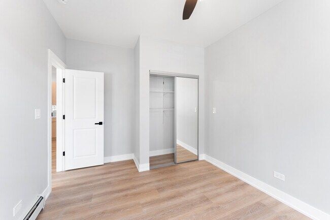 Photo - 1546 W Jonquil Terrace Unidad 005