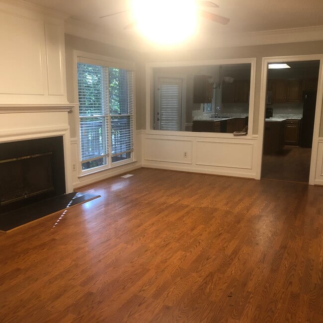 Photo - 4926 Benthaven Ln