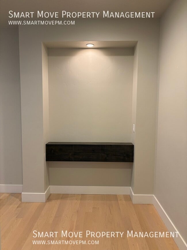 Photo - 2929 E Heartleaf Ln