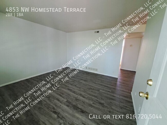 Photo - Clean 4-Plex Apartment-Park Hill Schools!