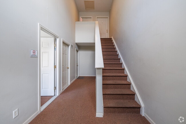 Thompson Park Apartments