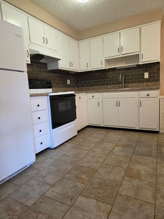 Photo - 1-Bedroom, 1-Bath Unit 454-F