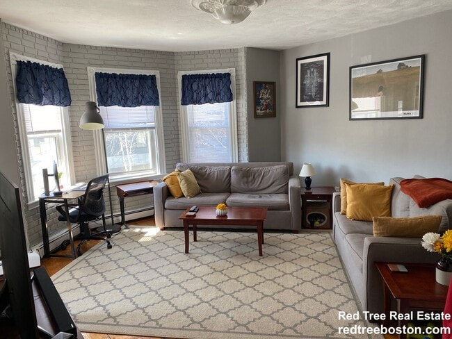 Photo - 100 Wyman St Unidad 2