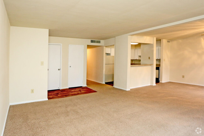 Interior Photo - Woodberry Forest Rental