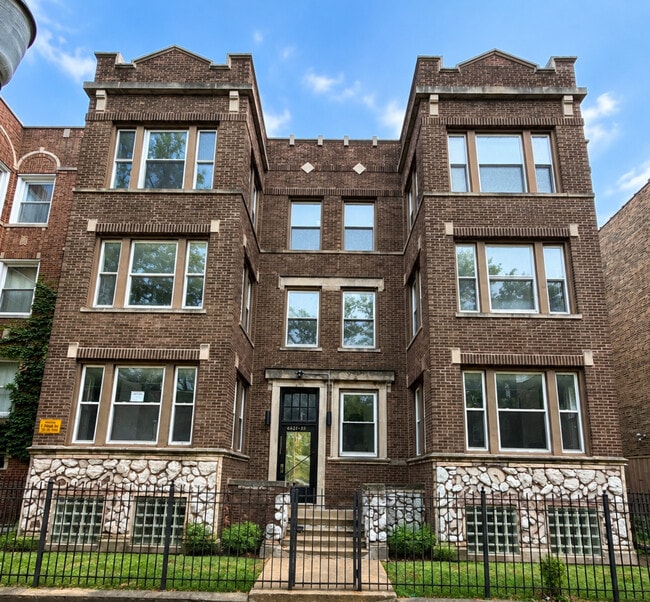 Building Photo - 6837 S East End Ave