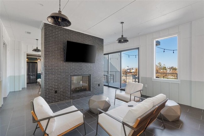 Building Photo - 4510 Terry-O Ln Unit 306