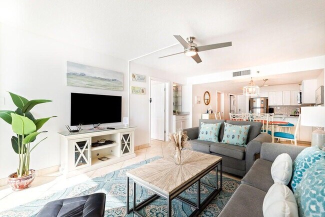 Photo - 3768 E County Hwy 30A Unidad ID1447113P