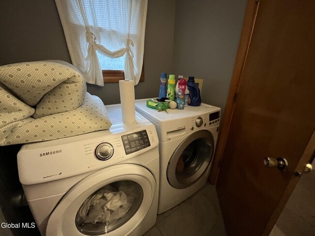 Photo - 3 Chrisken Dr