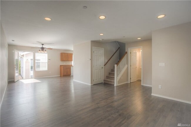 Photo - 1293 Griggs St