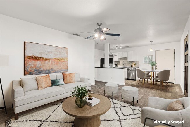 Building Photo - 5803 Wellington Dr