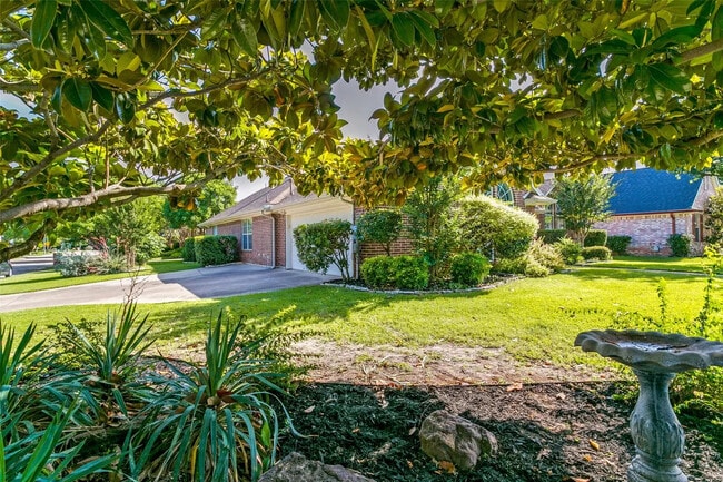 601 Natchez Ct