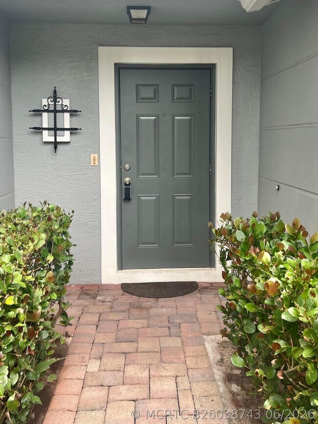 2552 Marshfield Ct